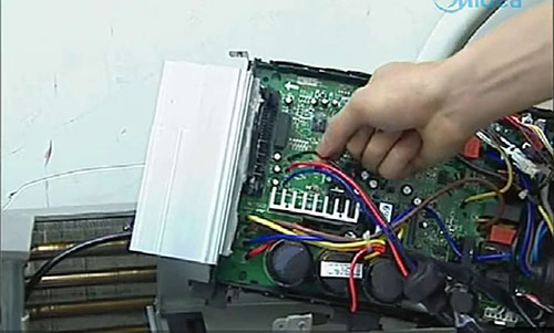 红星美的空调电话是多少