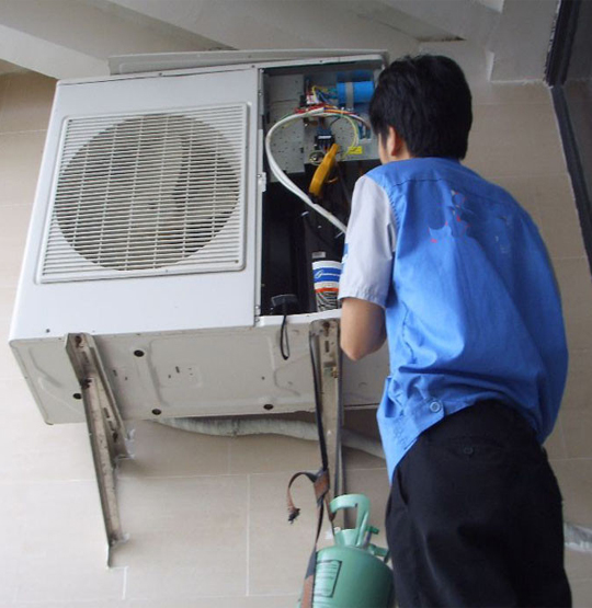 红星空调开机无反应维修